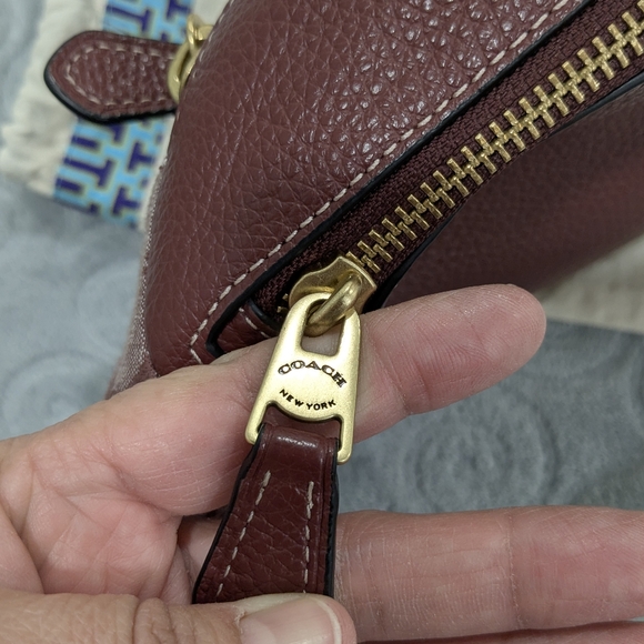 COACH 🔥 Large Unisex Bum Bag - Picture 6 of 13